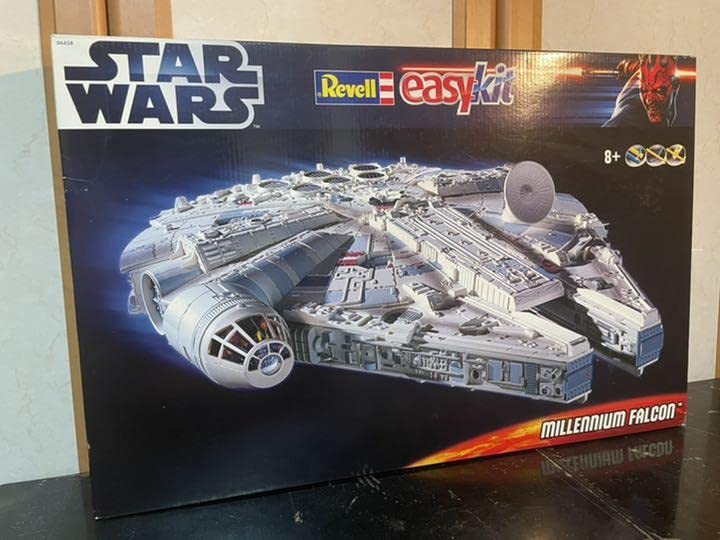 Amazon.co.jp: STARWARSミレニアムファルコン ドイツレベル